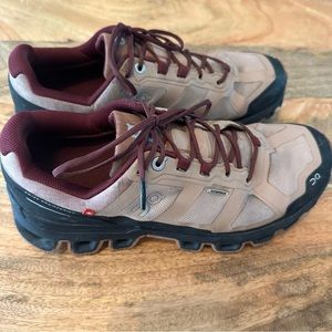ON Cloud Running Hiking Boots trail runners